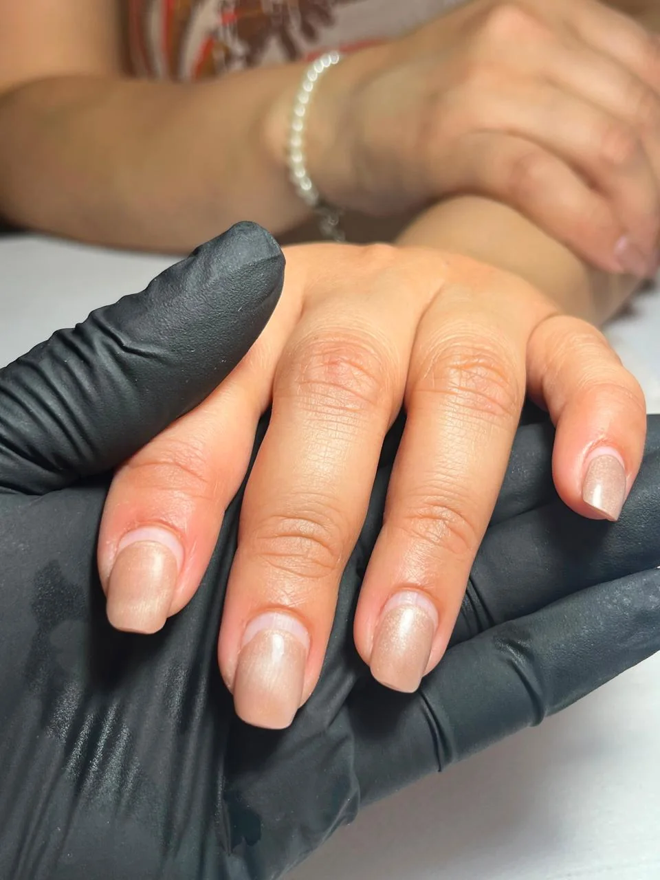 Antes del trabajo de uñas 1