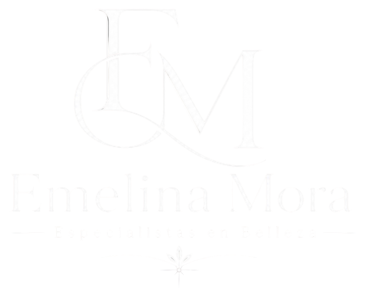 Emelina Mora · Especialista en Belleza
